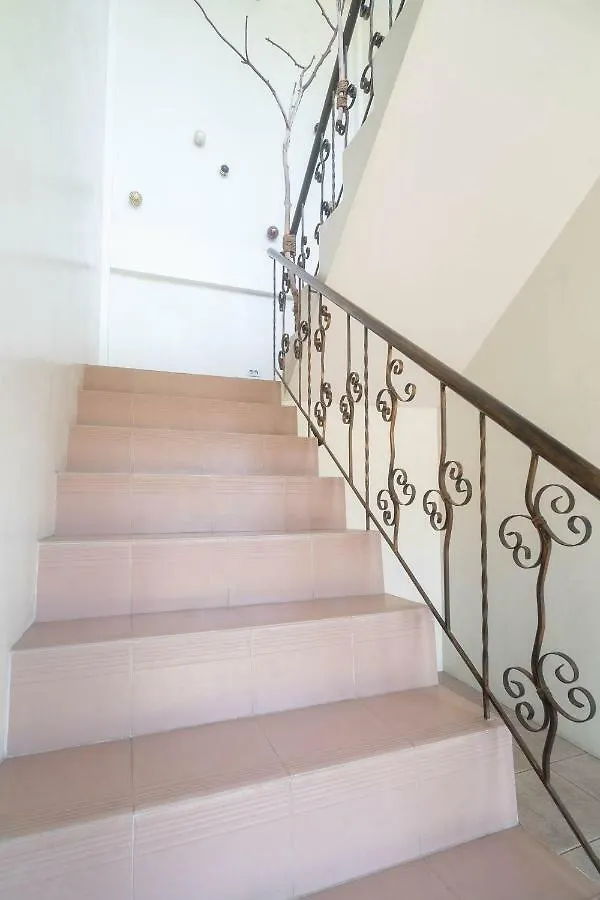 فندق أو واي أو 162 ذا ويست إن Davao City
